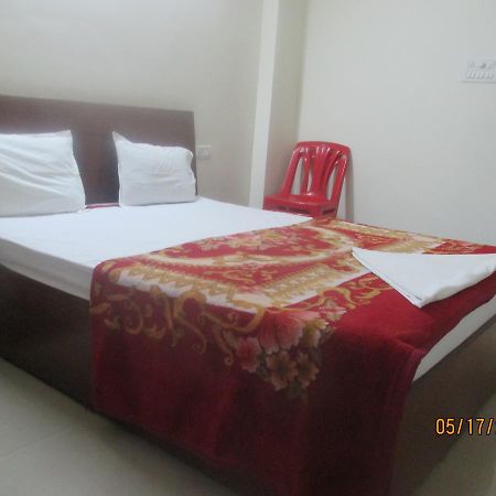 حيدر أباد Sri Sai Ganesh Lodge المظهر الخارجي الصورة