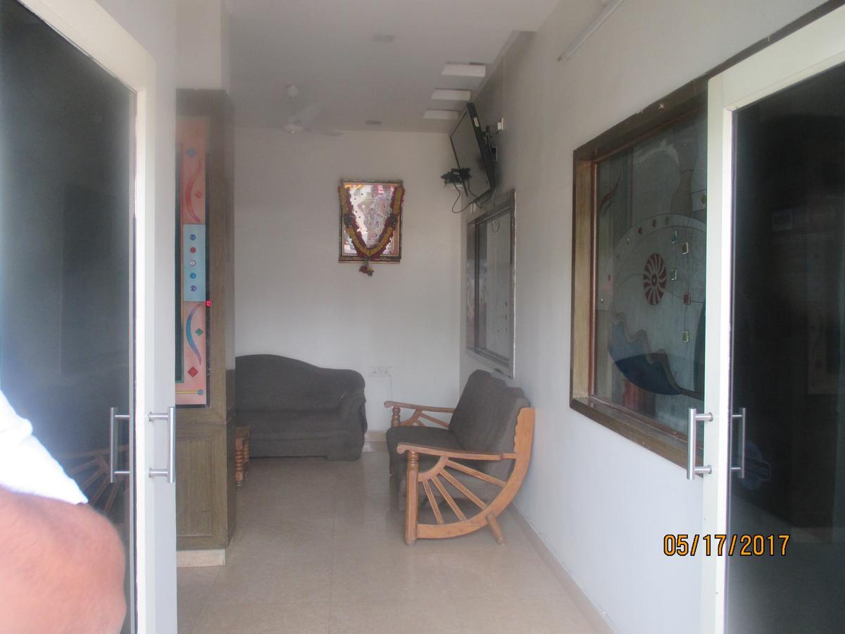 حيدر أباد Sri Sai Ganesh Lodge المظهر الخارجي الصورة