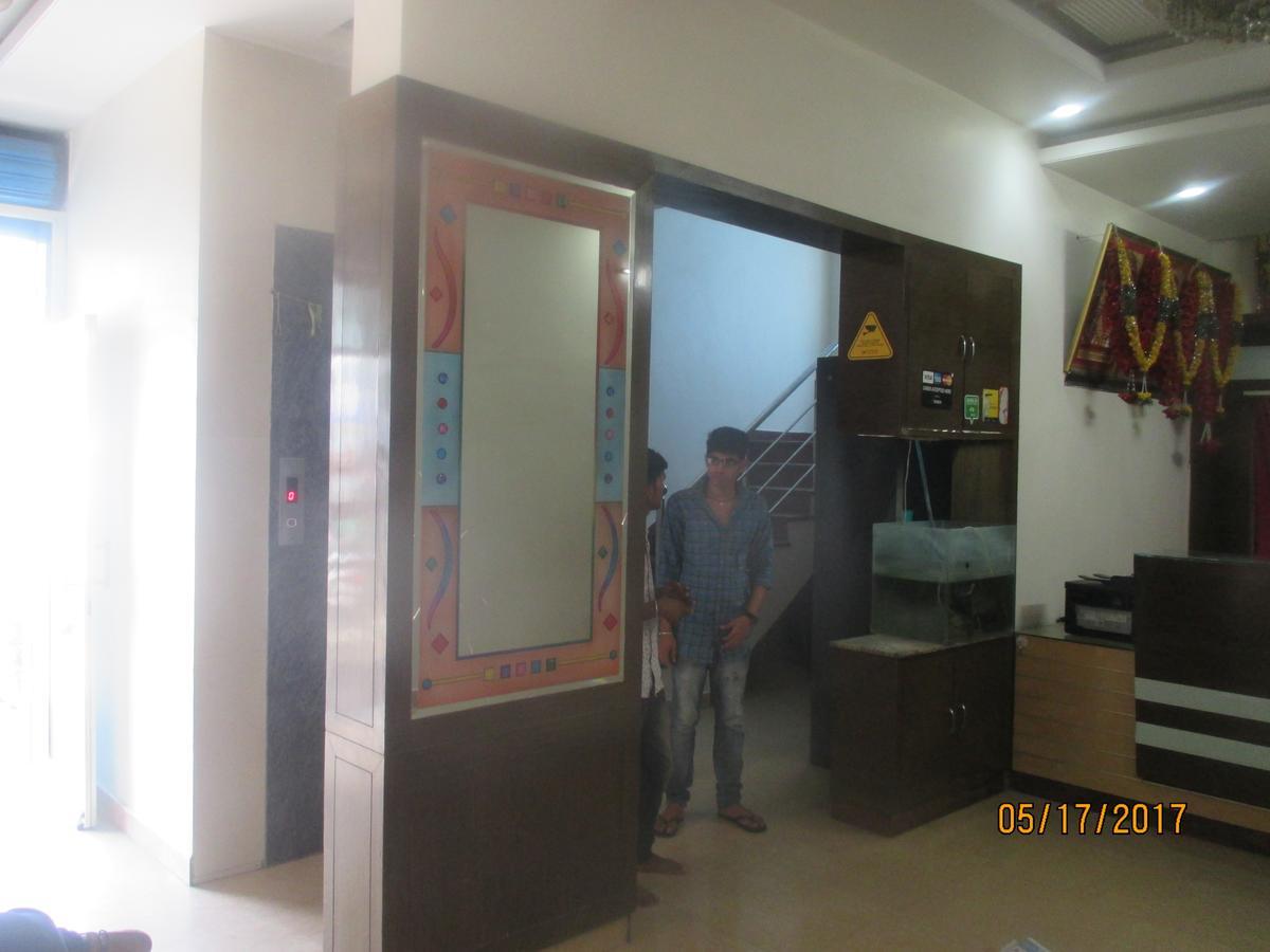 حيدر أباد Sri Sai Ganesh Lodge المظهر الخارجي الصورة